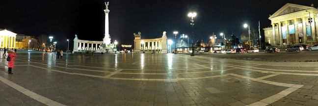 Panoramica Piazza degli Eroi (Hősök tere)